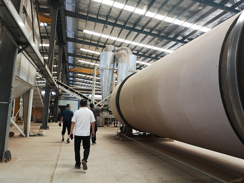 生物質(zhì)公司開展咸陽片區(qū)果木等生物質(zhì)能源化利用情況專題調(diào)研-1.png 生物質(zhì)公司開展咸陽片區(qū)果木等生物質(zhì)能源化利用情況專題調(diào)研-1.png